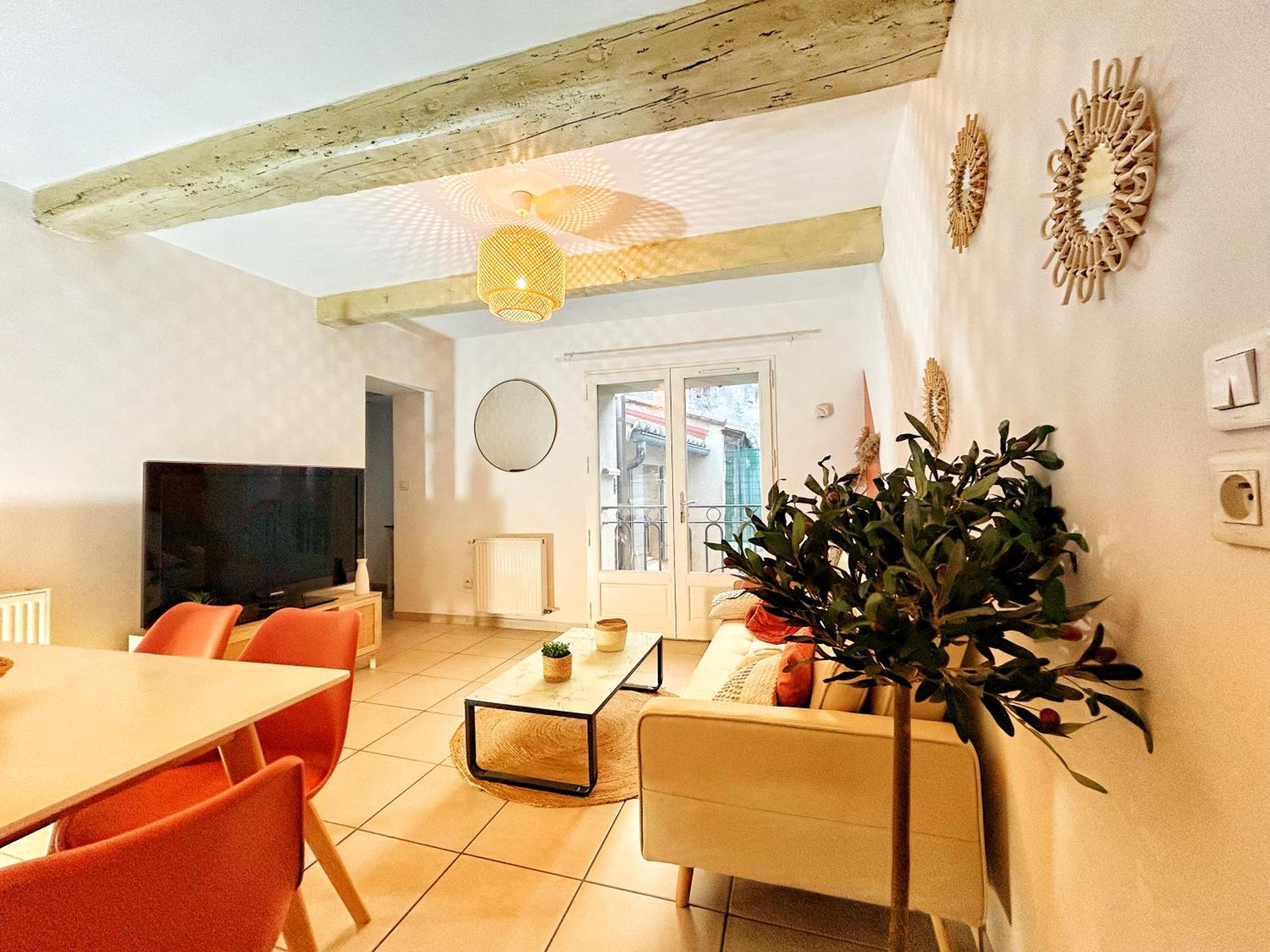 Terracotta Tranquility Apartment Arles Bagian luar foto